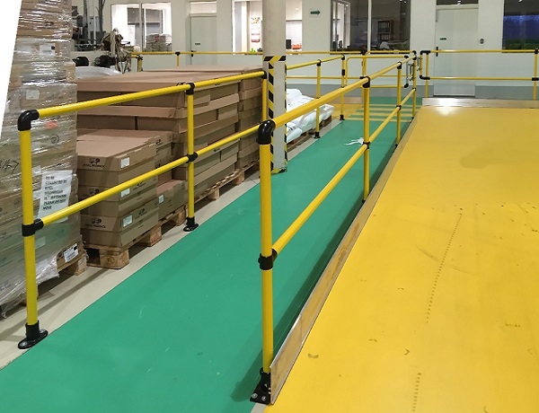 新百安免焊接組裝式工業(yè)安全護(hù)欄 工廠(chǎng)車(chē)間設(shè)備走道欄桿